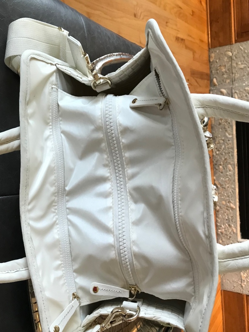 MZ WALLACE CREAM MEDIUM BOX TOTE - Picture 11 of 16